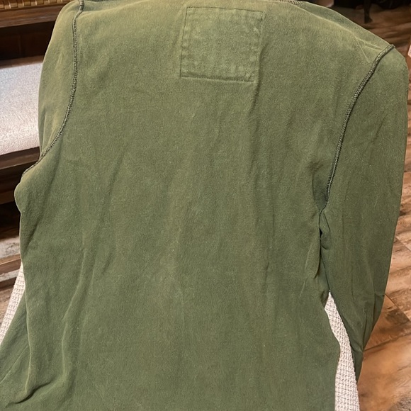 Hell yeah! Abercrombie, Muscle fit, long sleeve AND green! - Picture 5 of 7